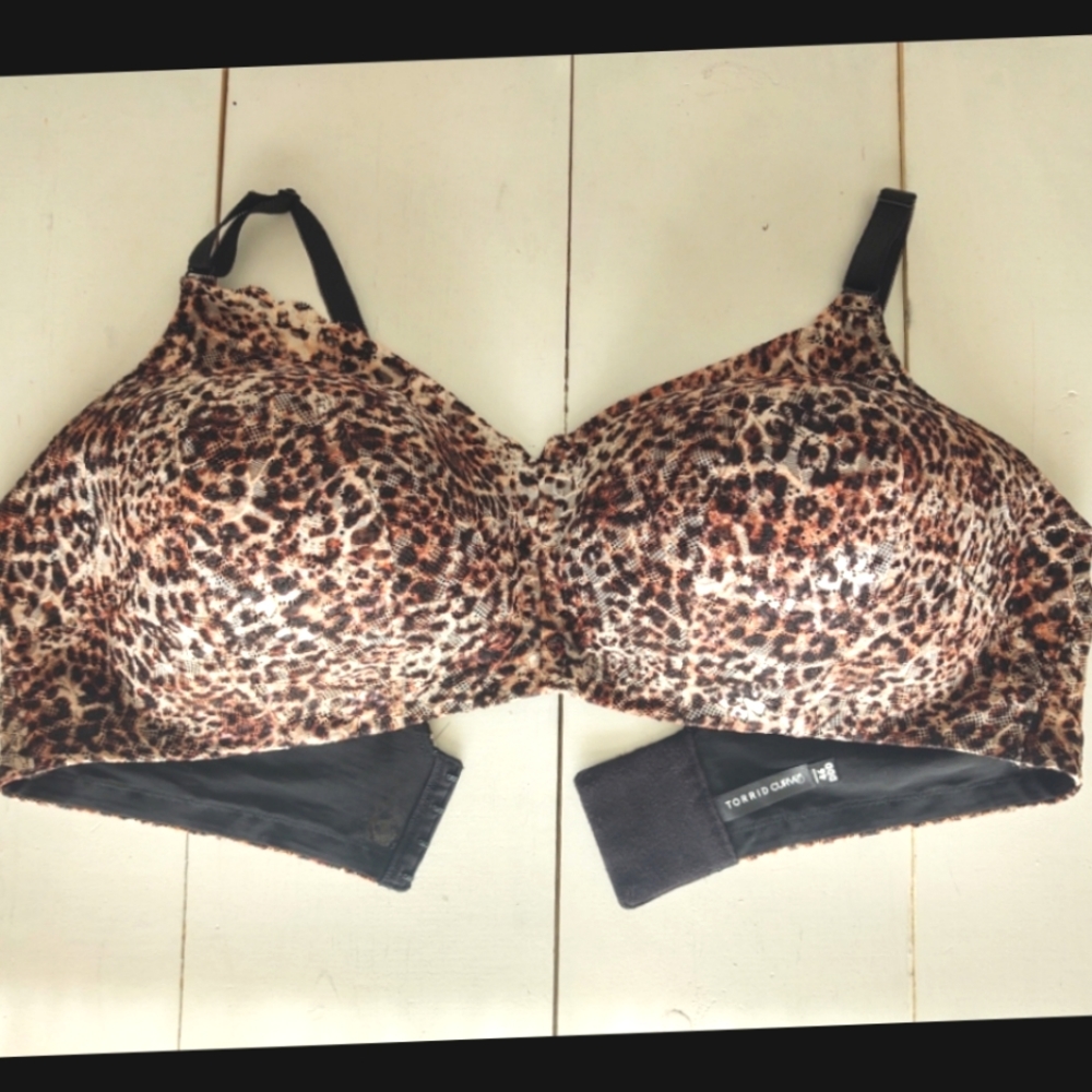 Torrid Curves Bra Leopard Print. 46ddd - image 4